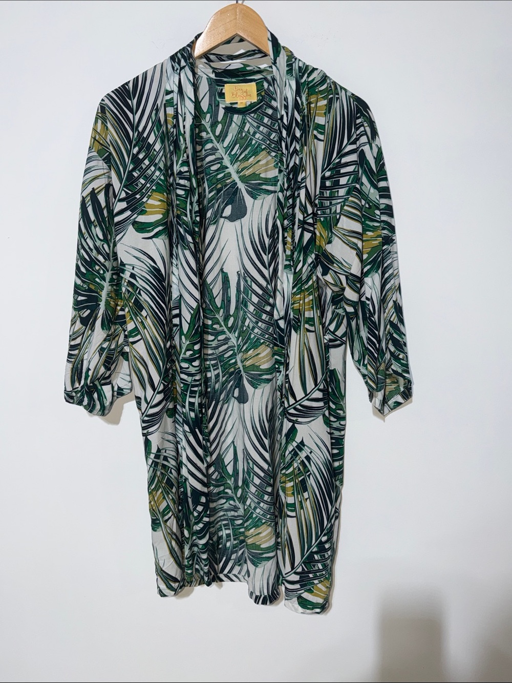 Day of Blossom  Green Palm-Print Kimono robe size xsmall NWOT